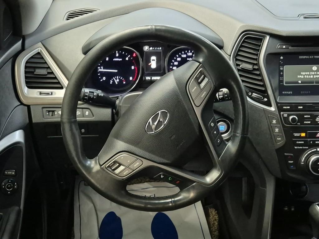 HYUNDAI Maxcruz - Vista 9
