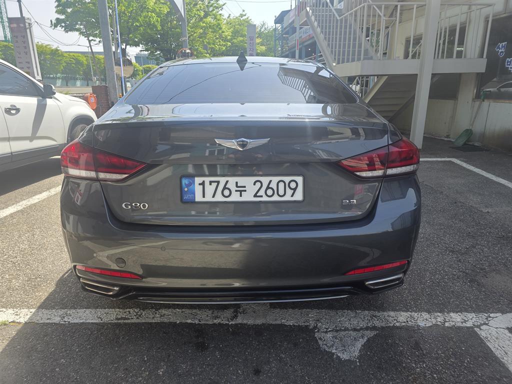 Genesis G80 - Vista 3