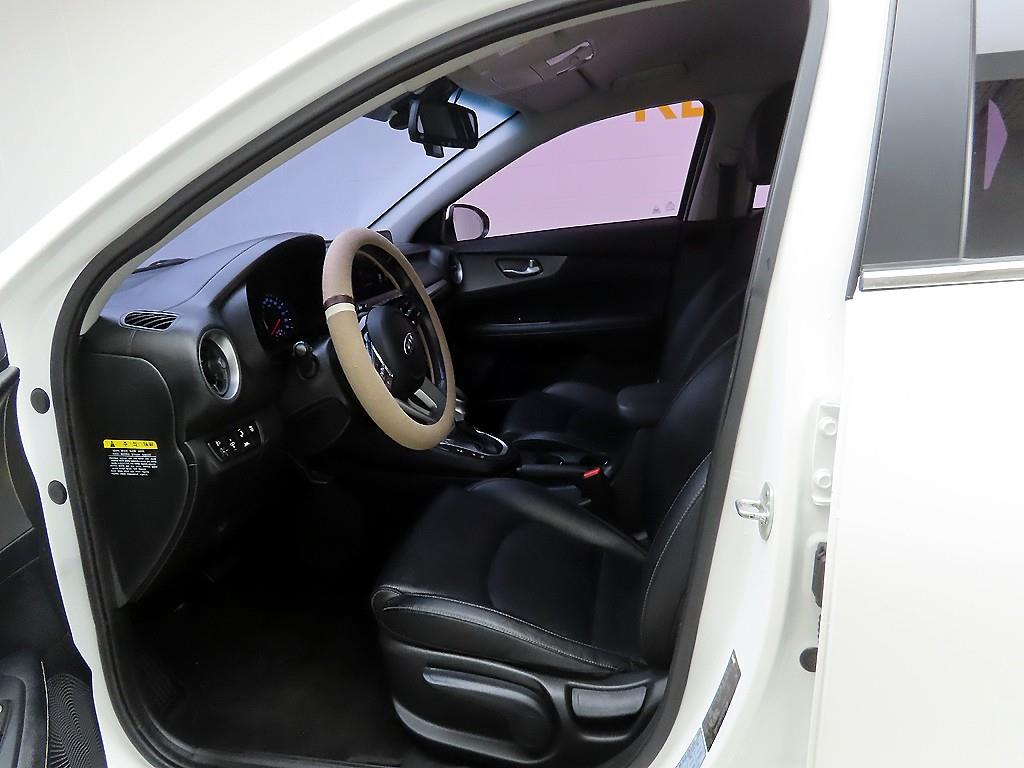 KIA K3 2019 Blanco - Importación desde Corea - HF Imports Iquique - Foto 13