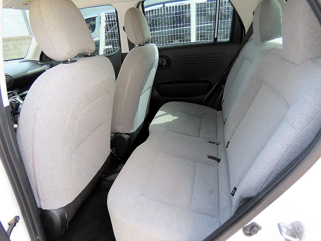 HYUNDAI Casper - Vista 6