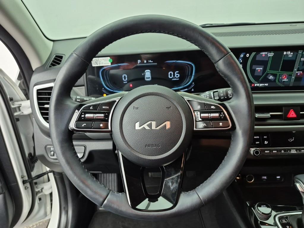 KIA Seltos - Vista 9