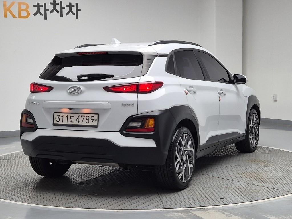 HYUNDAI Kona - Vista 3