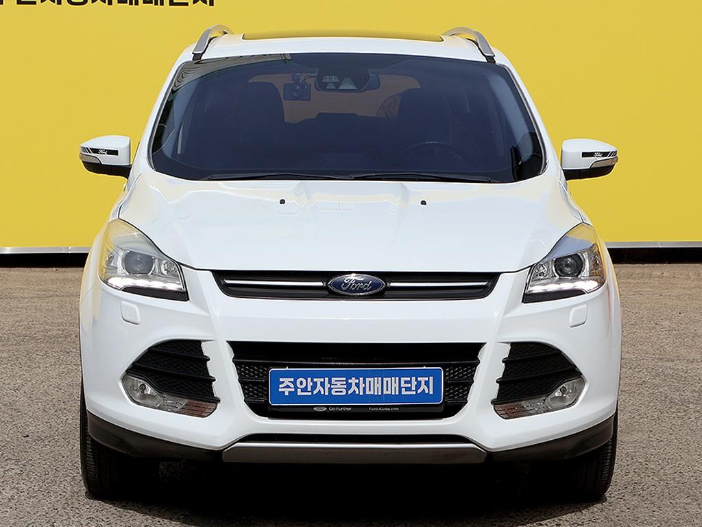 Ford Kuga 2016 Blanco - Importación desde Corea - HF Imports Iquique - Foto 1