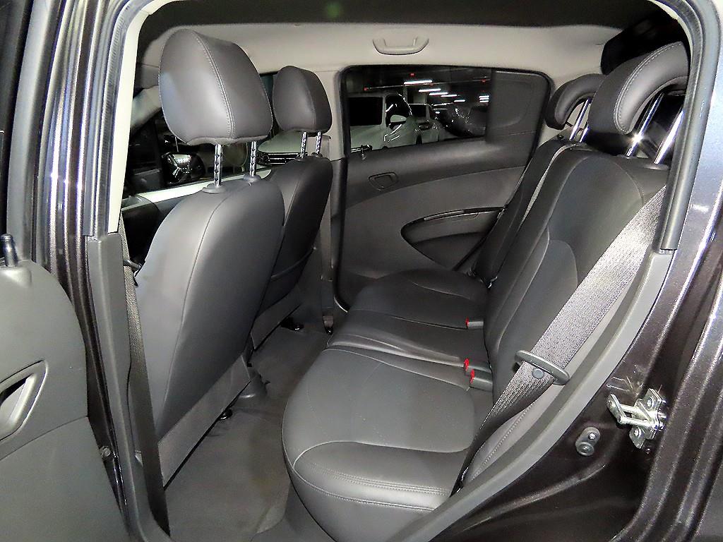 Chevrolet Spark - Vista 7