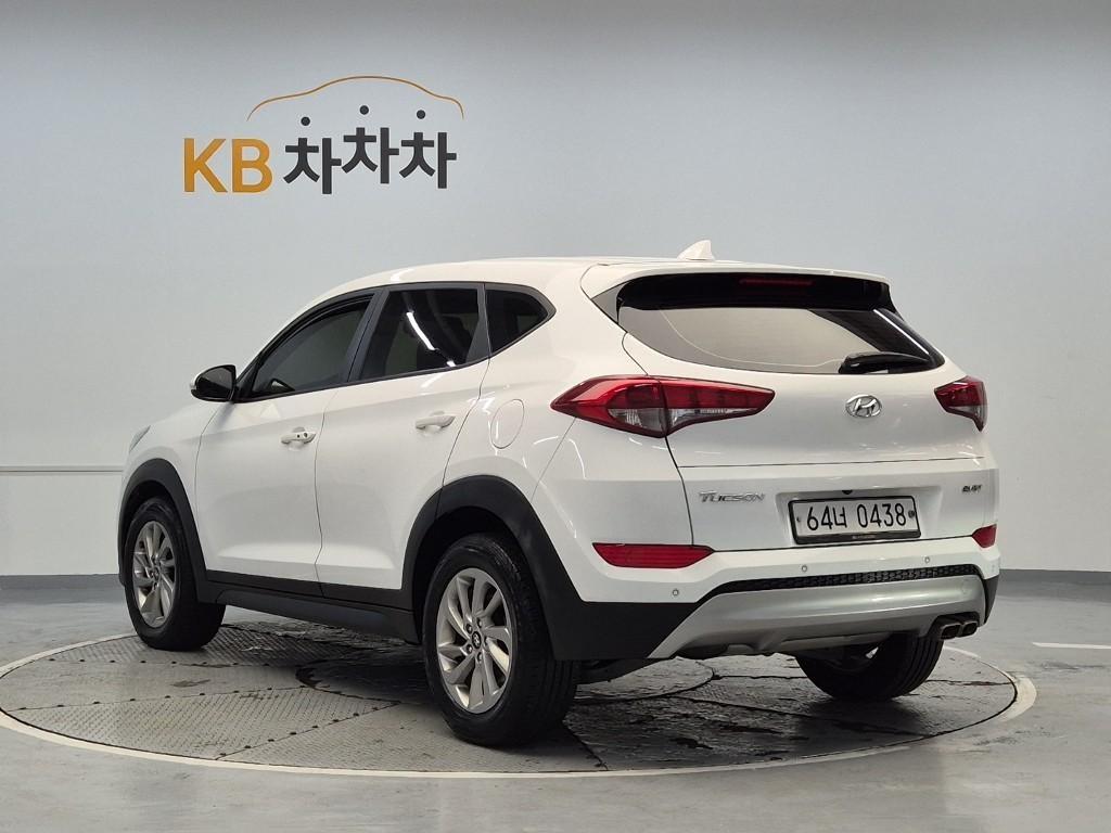 HYUNDAI Tucson - Vista 2