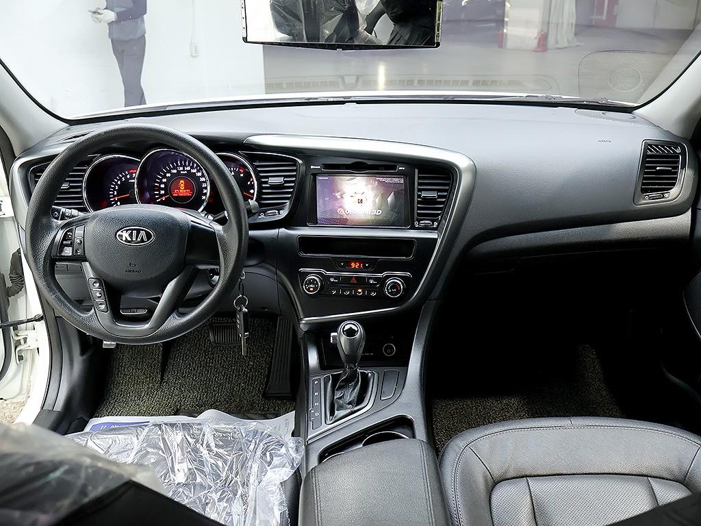 KIA K5 - Vista 9