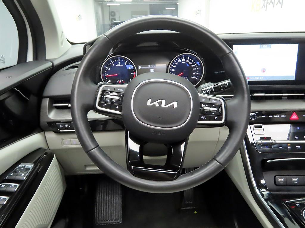 KIA Carnival - Vista 7