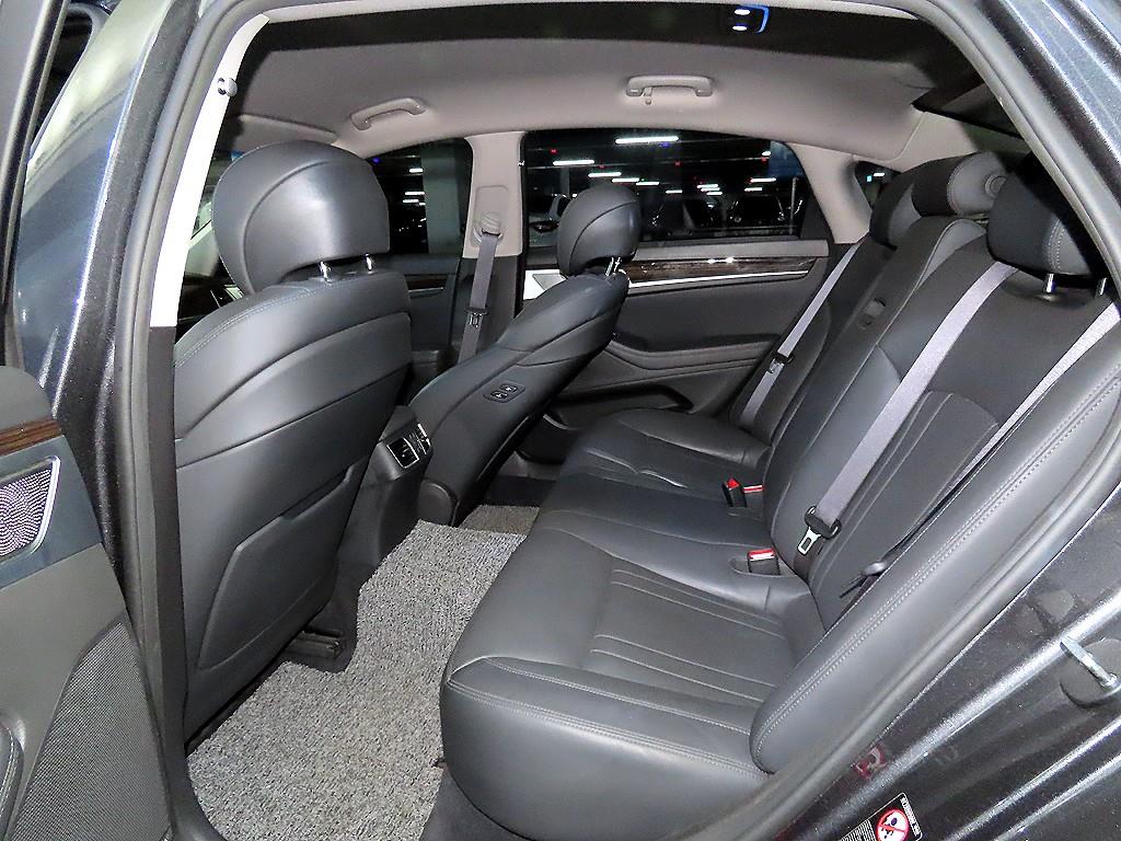 Genesis G80 - Vista 7