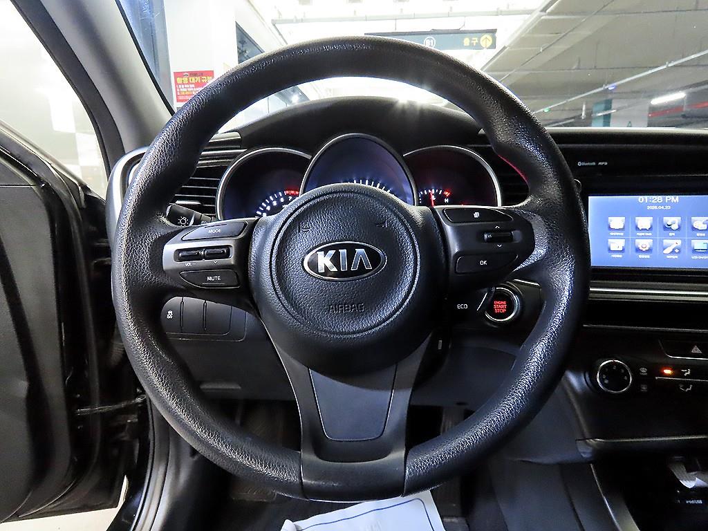 KIA K5 - Vista 8