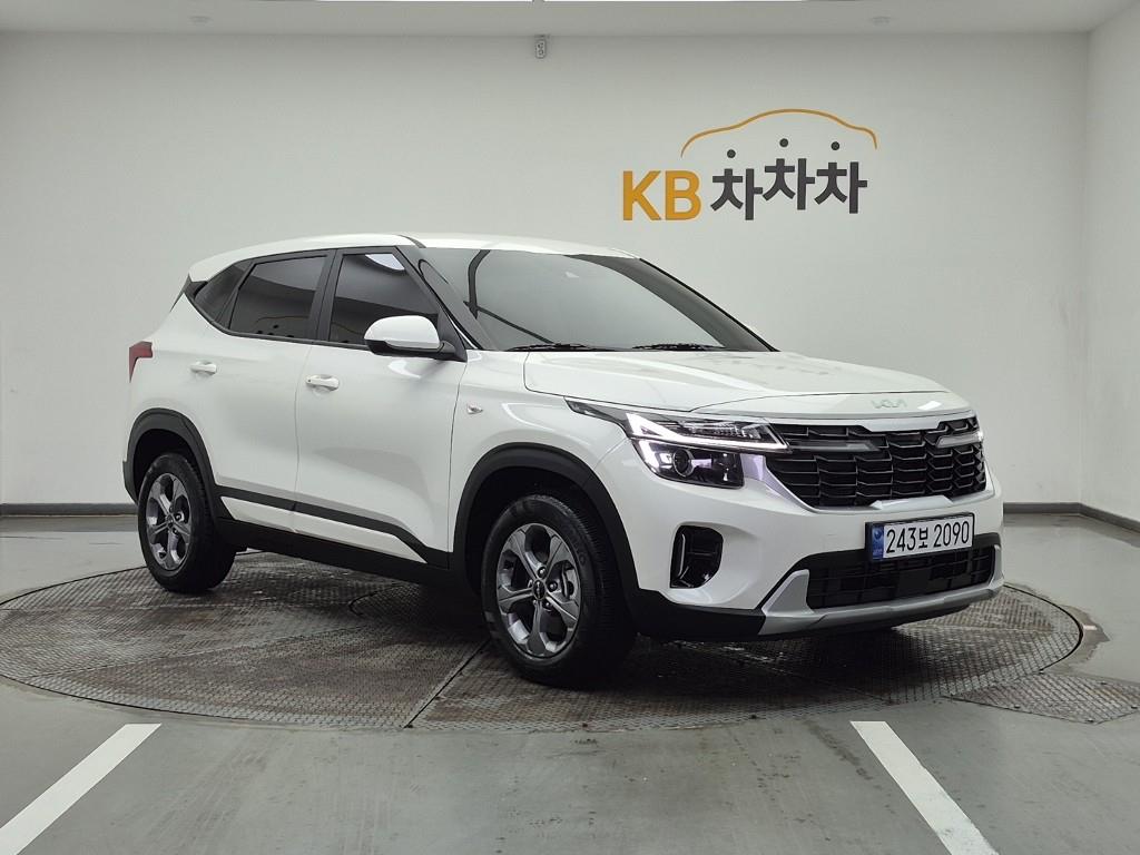 KIA Seltos - Vista 2