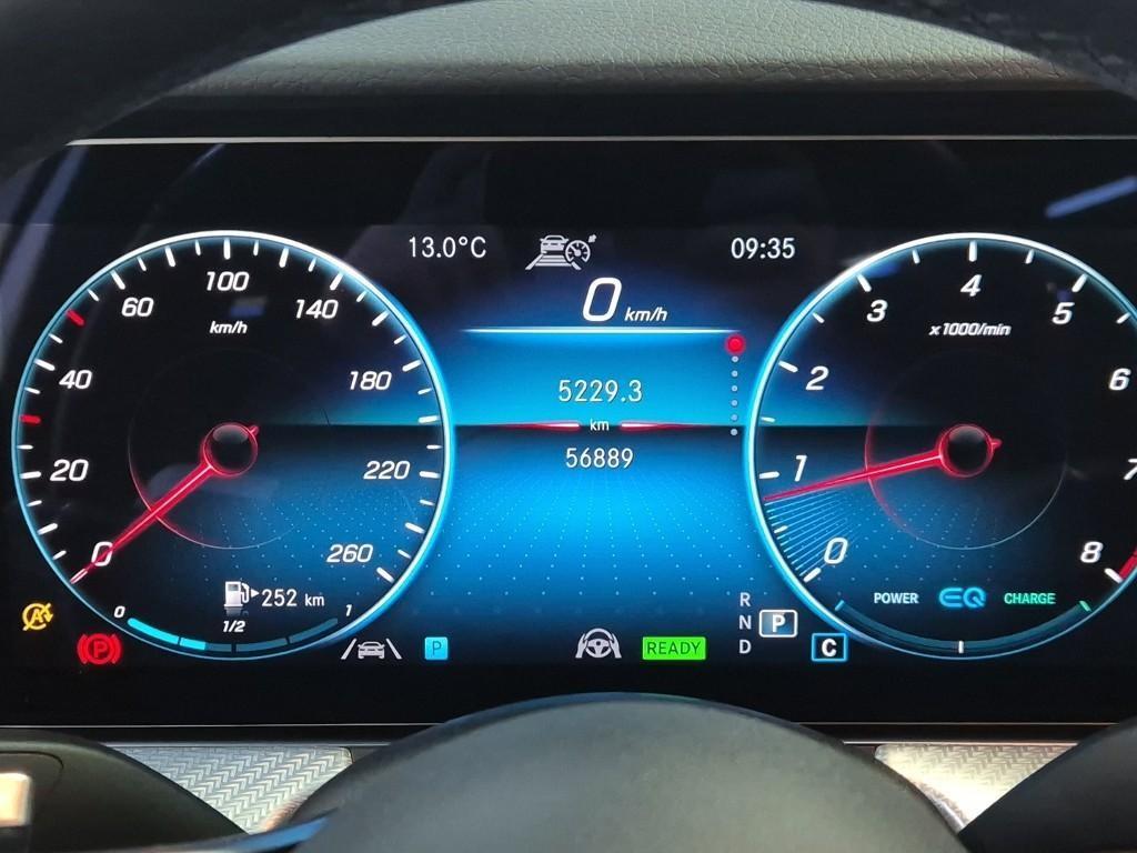 Mercedes Benz E class - Vista 6