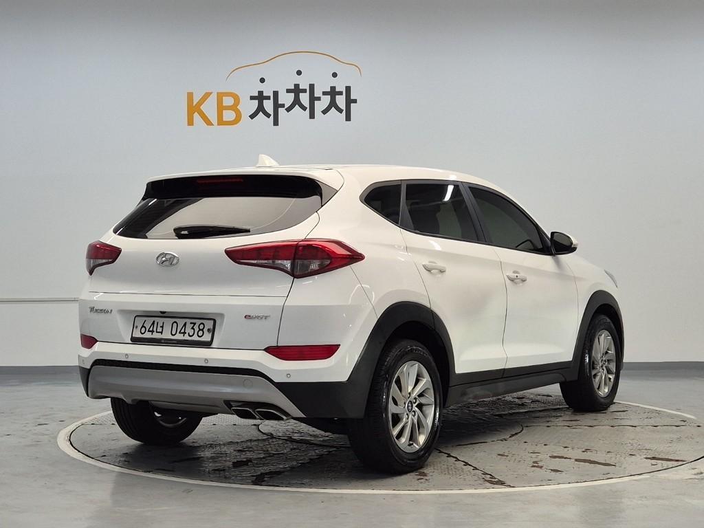 HYUNDAI Tucson - Vista 3