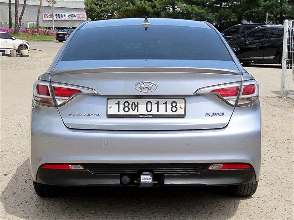 HYUNDAI Sonata - Vista 4