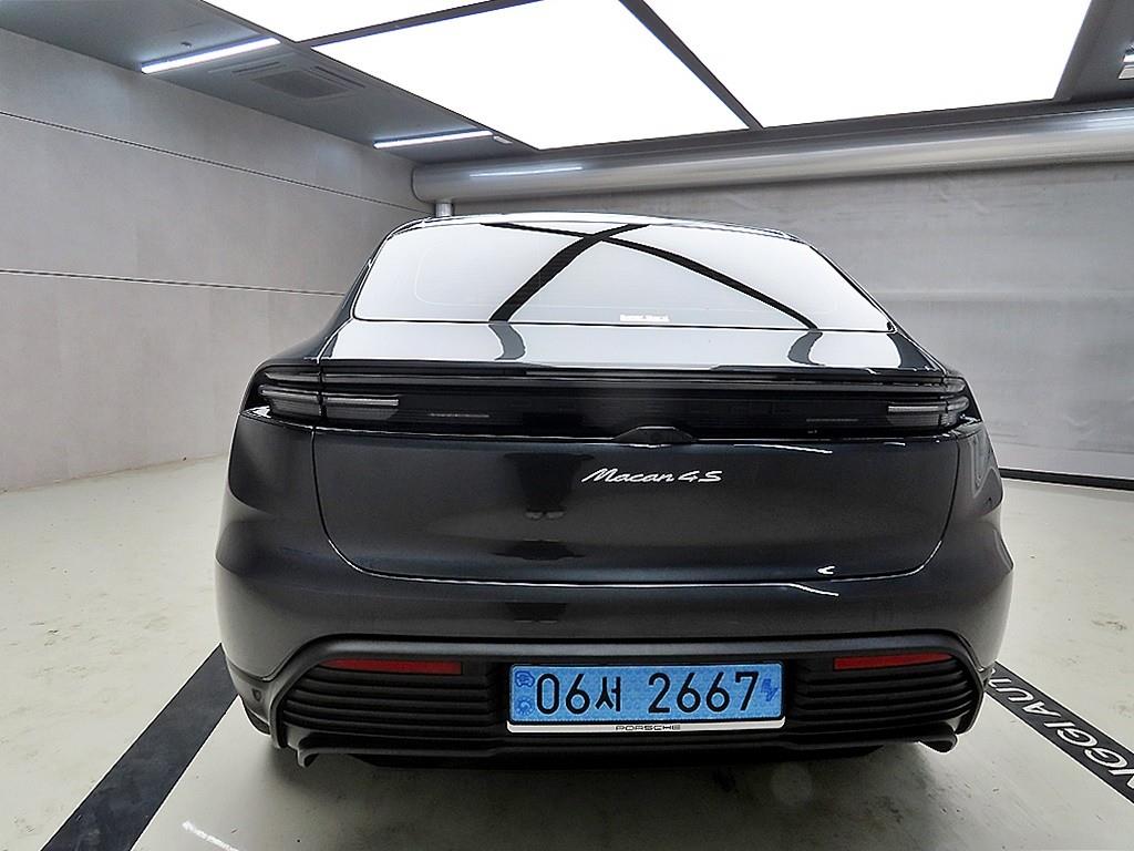 Porsche Macan - Vista 3