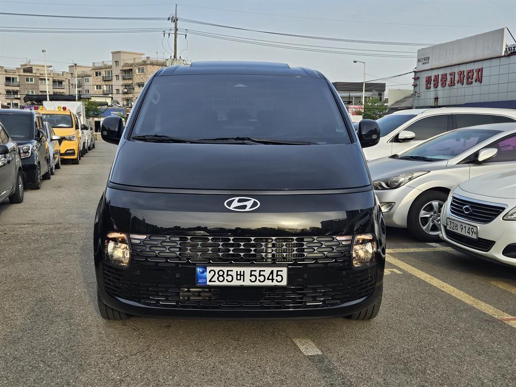 HYUNDAI Staria 2025 Negro - Importación desde Corea - HF Imports Iquique - Foto 1