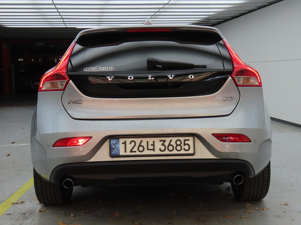 Volvo V40 - Vista 4