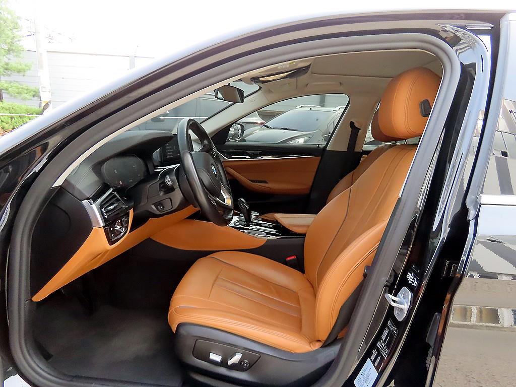 BMW 5 Series - Vista 5