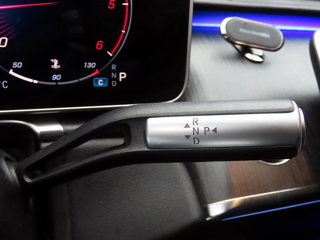 Mercedes Benz S Class - Vista 10