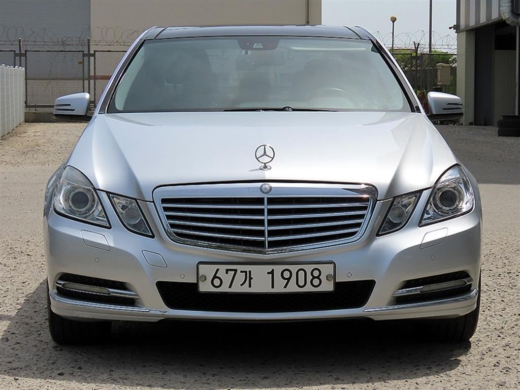 Mercedes Benz E class 2012 Gris - Importación desde Corea - HF Imports Iquique - Foto 1