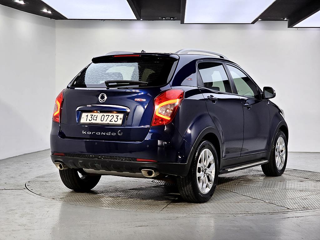 Ssangyong Korando - Vista 4