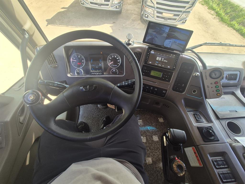 medium and large cargo truck 2024 Blanco - Importación desde Corea - HF Imports Iquique - Foto 17