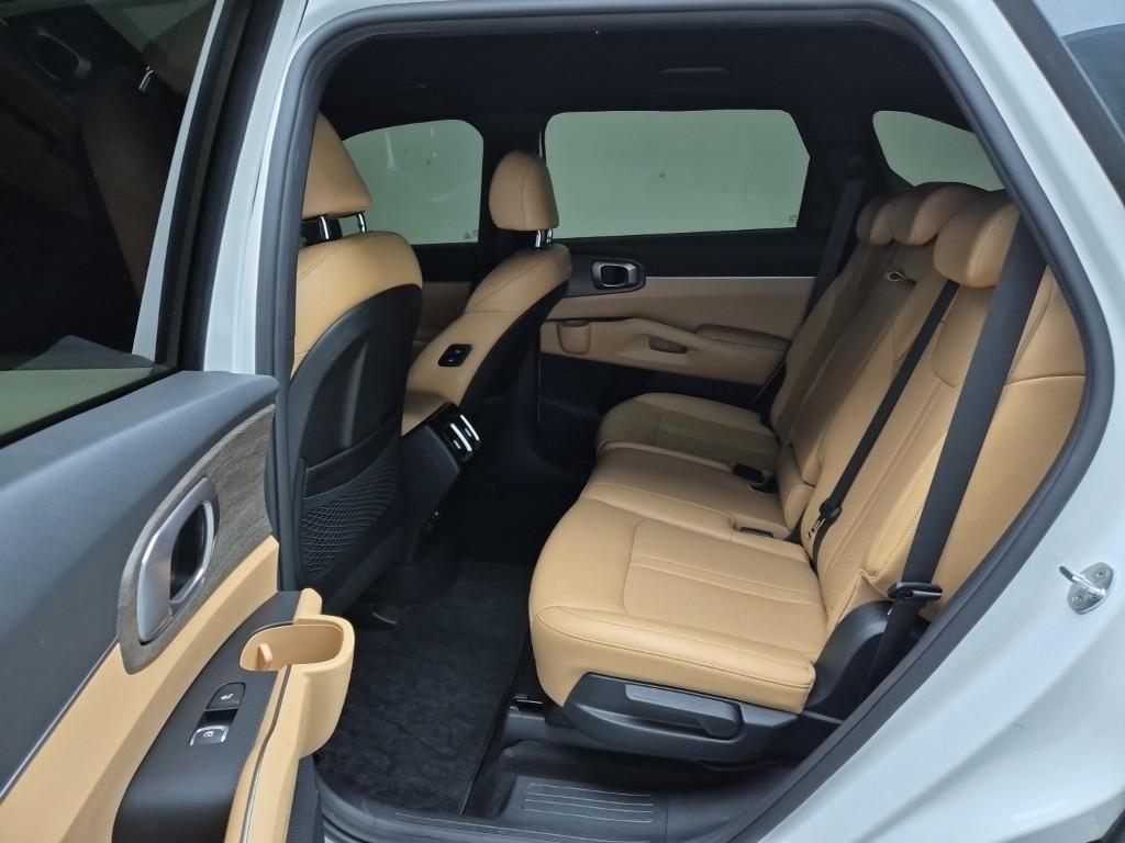 KIA Sorento - Vista 12