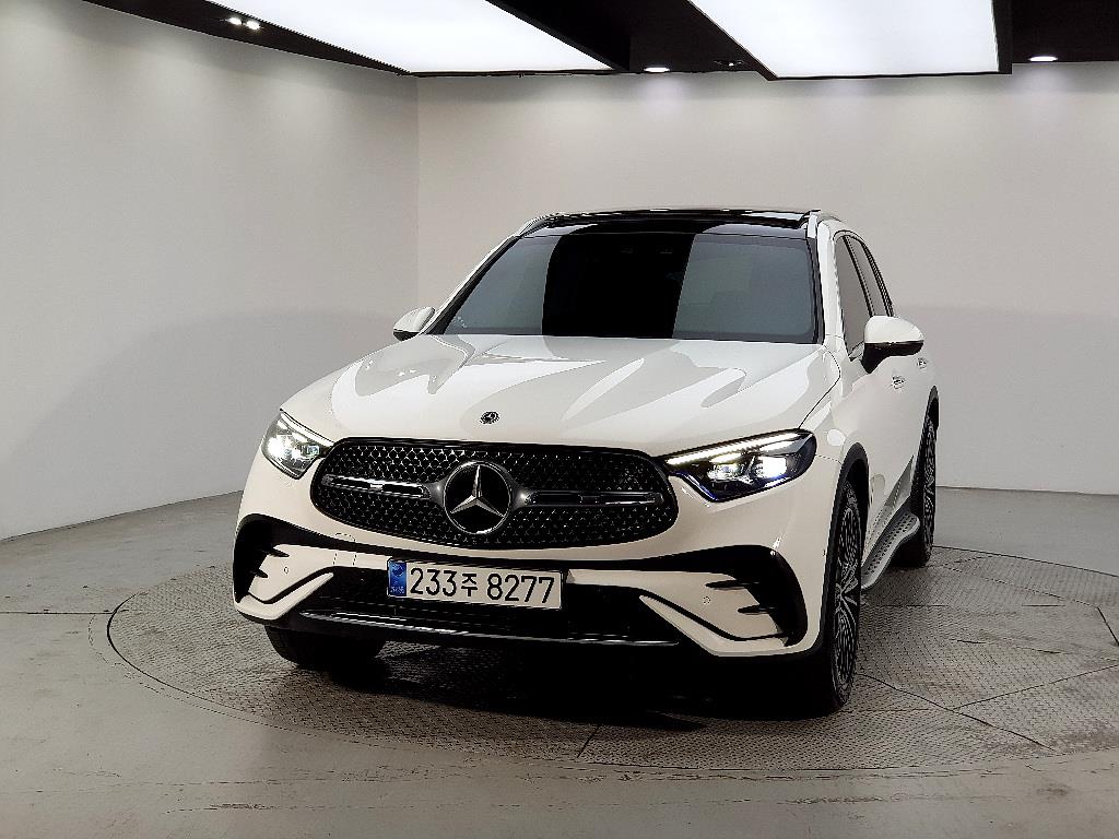 Mercedes Benz GLC Class - Vista 2