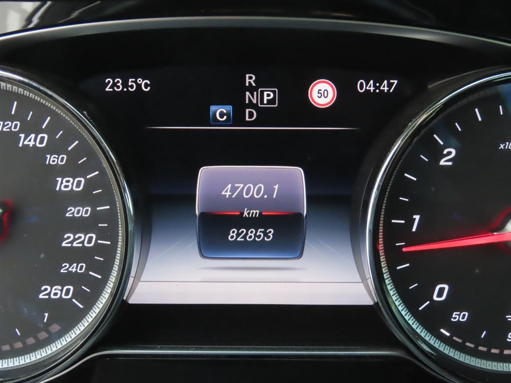 Mercedes Benz E class - Vista 11