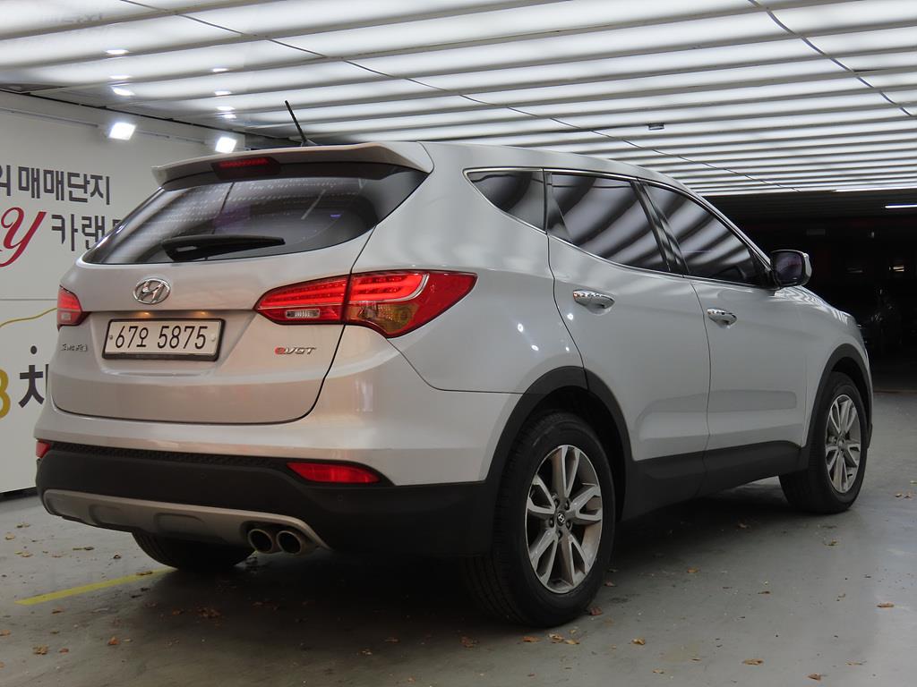 HYUNDAI Santa Fe - Vista 4