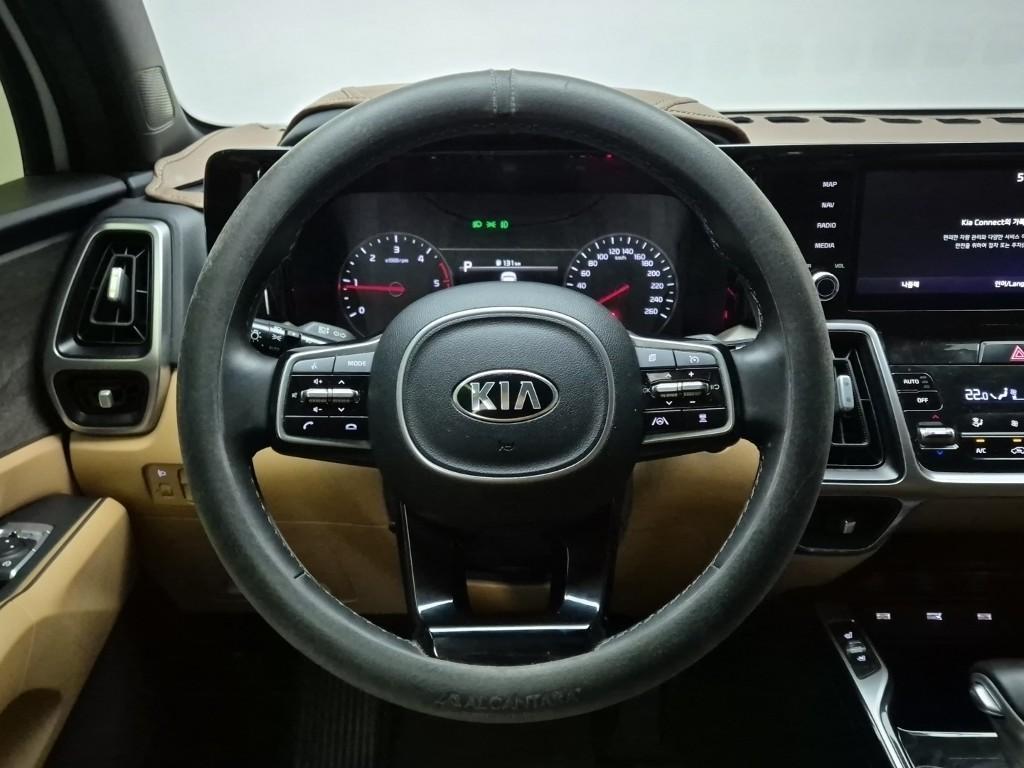 KIA Sorento - Vista 8