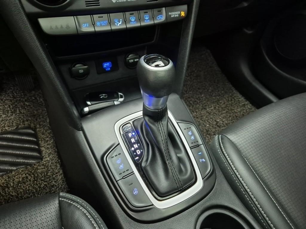 HYUNDAI Kona - Vista 8
