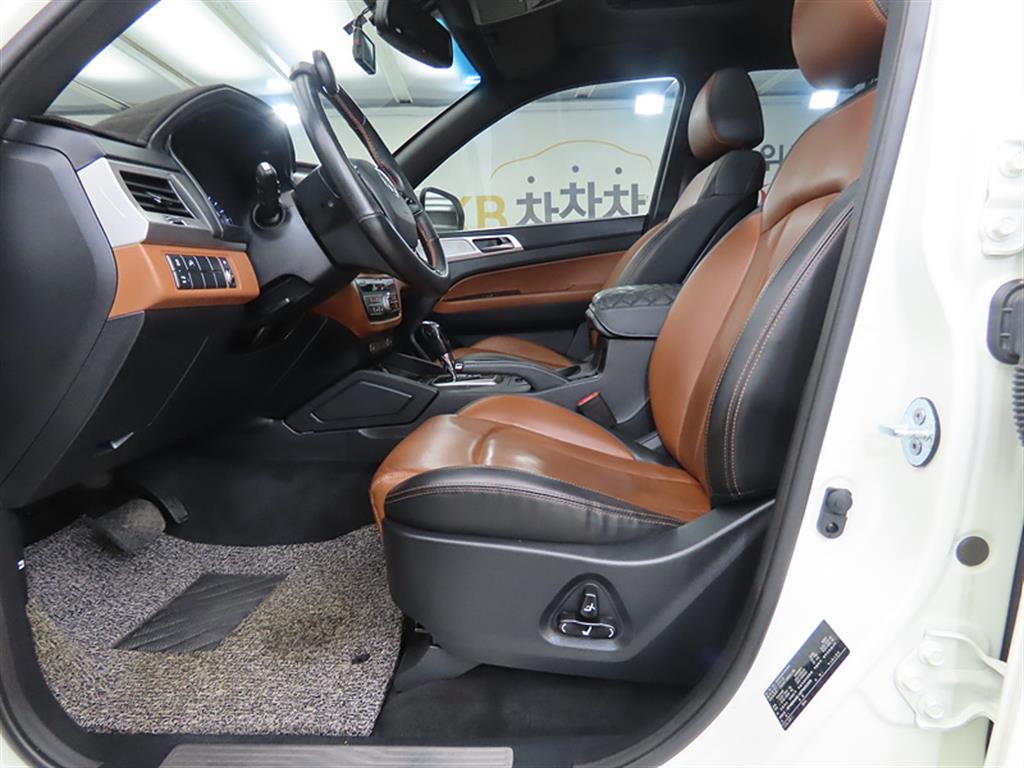 Ssangyong Rexton - Vista 5
