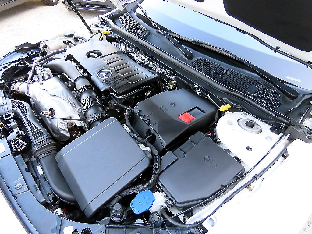 Mercedes Benz CLA Class 2022 Blanco - Importación desde Corea - HF Imports Iquique - Foto 19