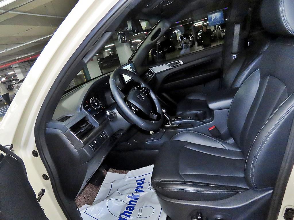 Ssangyong Rexton - Vista 6