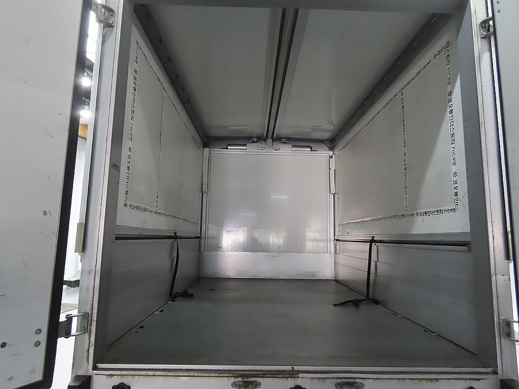 Small Truck Top_Wingbody 2023 Blanco - Importación desde Corea - HF Imports Iquique - Foto 10