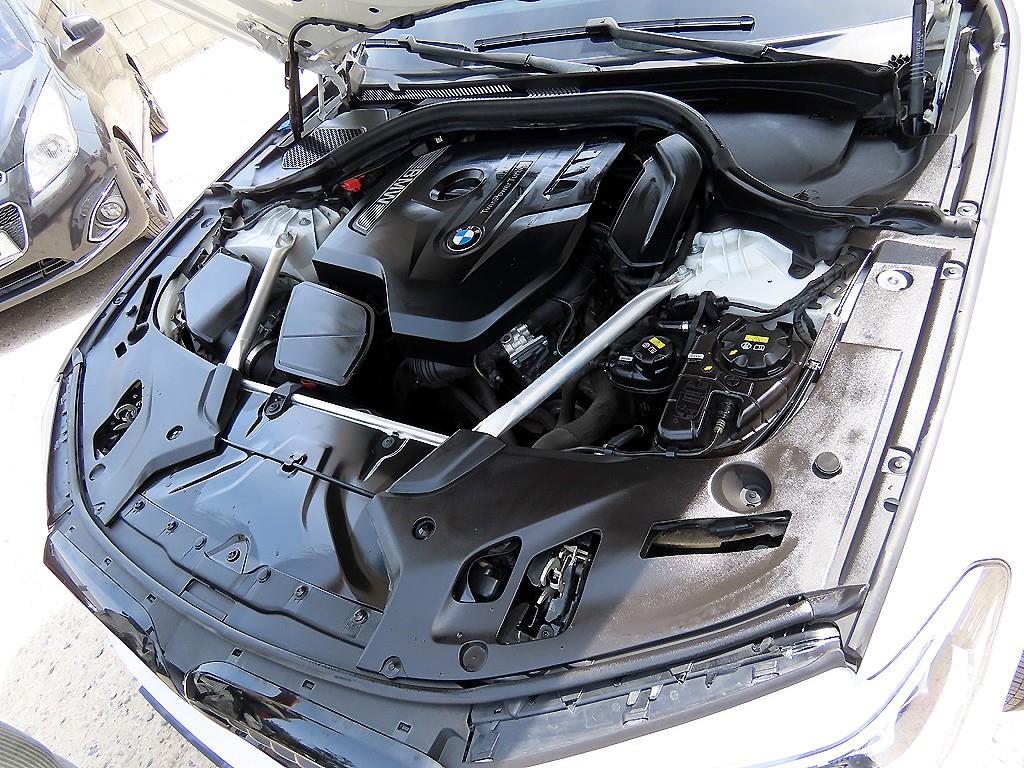 BMW 5 Series 2018 Blanco - Importación desde Corea - HF Imports Iquique - Foto 19