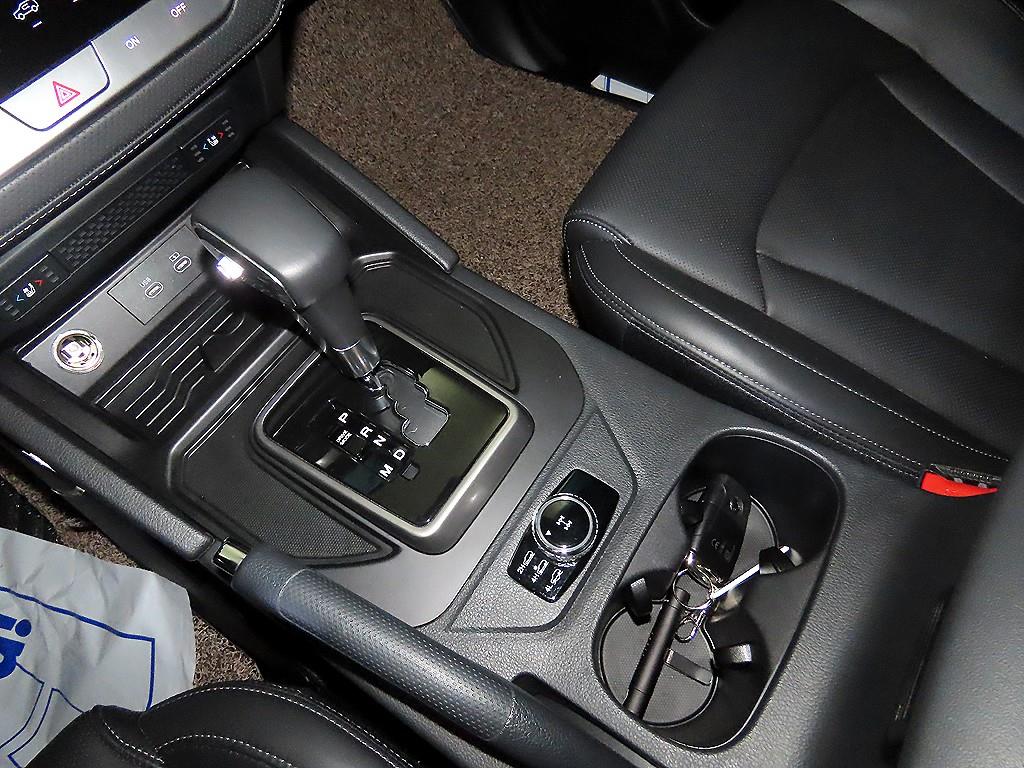 Ssangyong Rexton - Vista 12