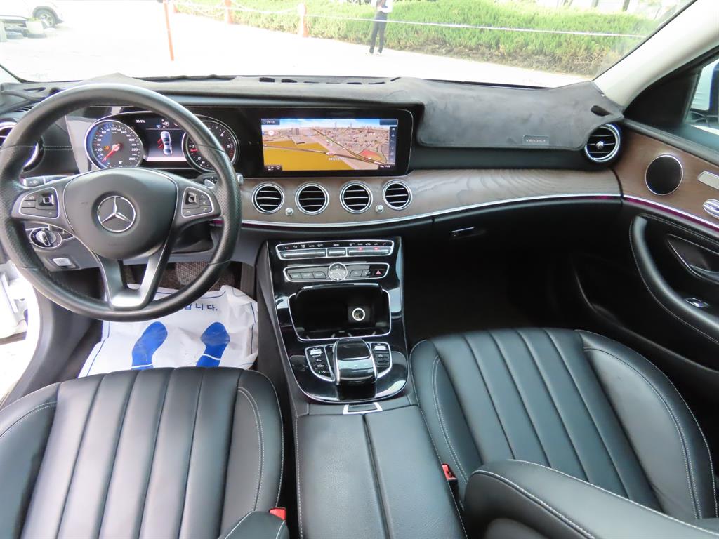 Mercedes Benz E class 2017 Blanco - Importación desde Corea - HF Imports Iquique - Foto 11