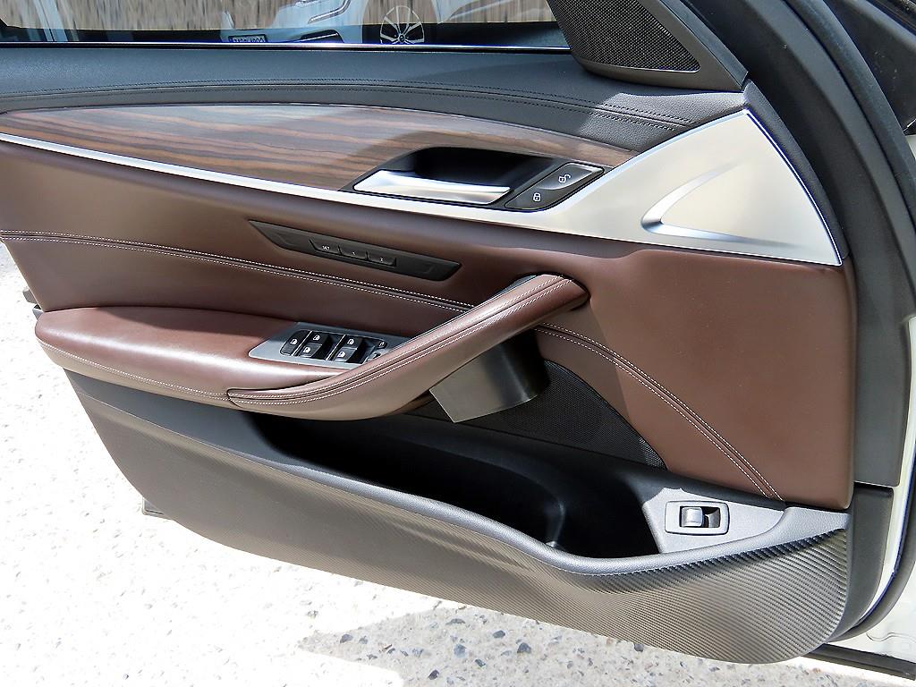 BMW 5 Series - Vista 12