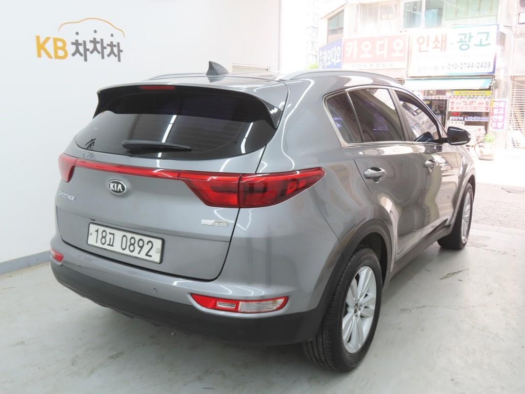 KIA Sportage - Vista 3