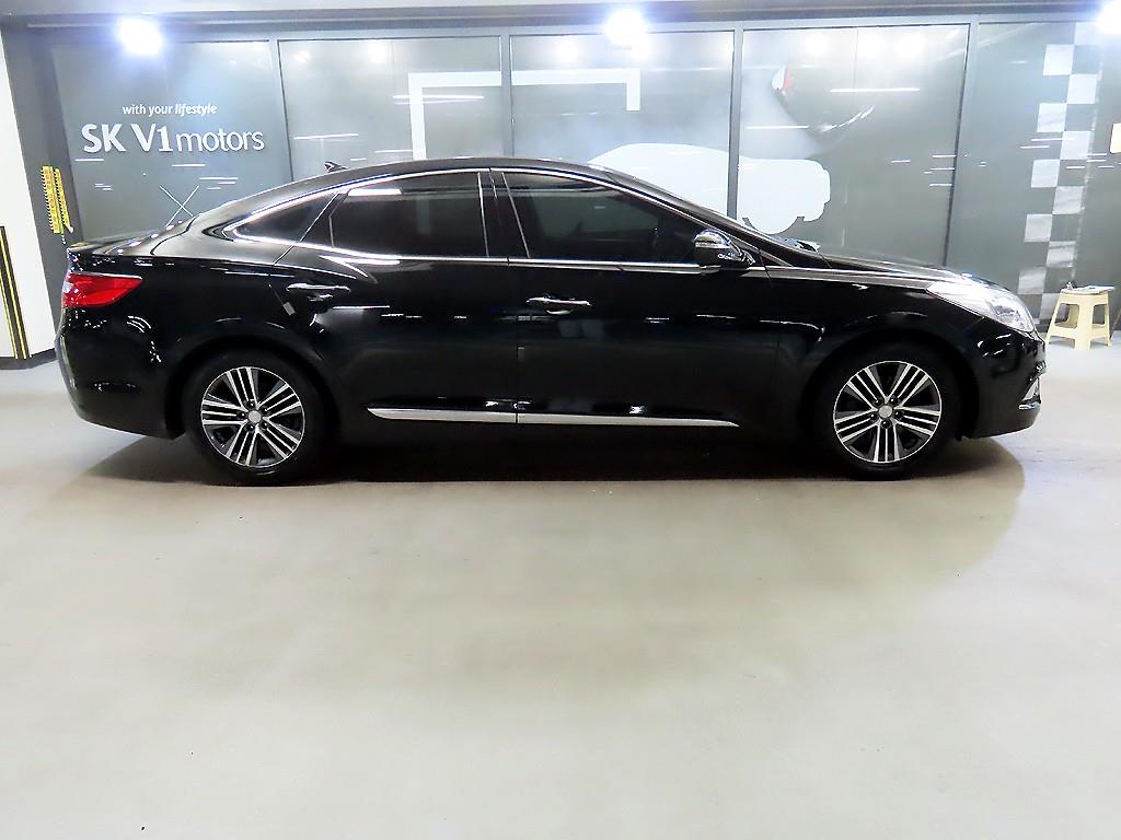 HYUNDAI Grandeur - Vista 3