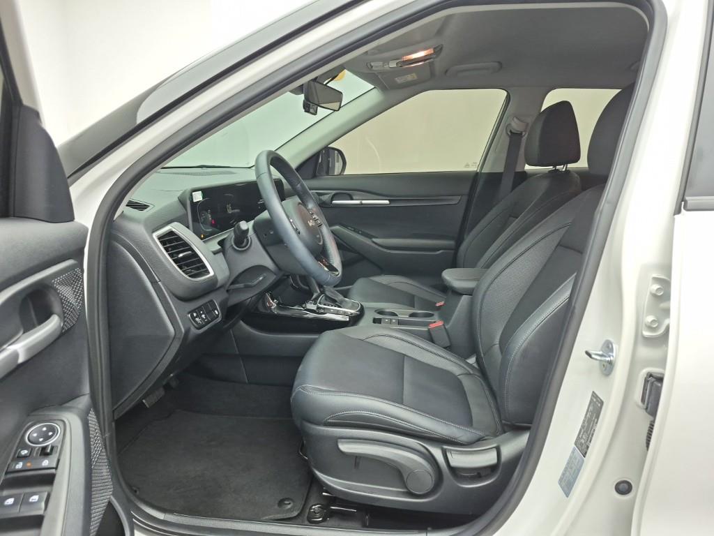KIA Seltos - Vista 11