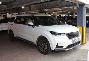 KIA Carnival - Vista 4