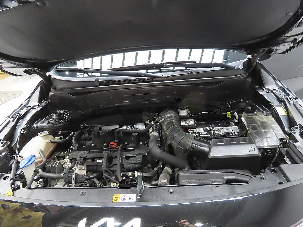 KIA Seltos 2023 Negro - Importación desde Corea - HF Imports Iquique - Foto 8