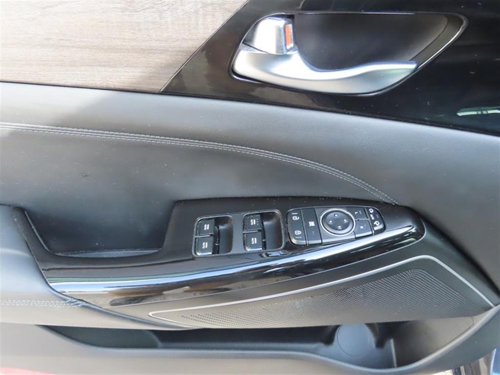 KIA K7 - Vista 11