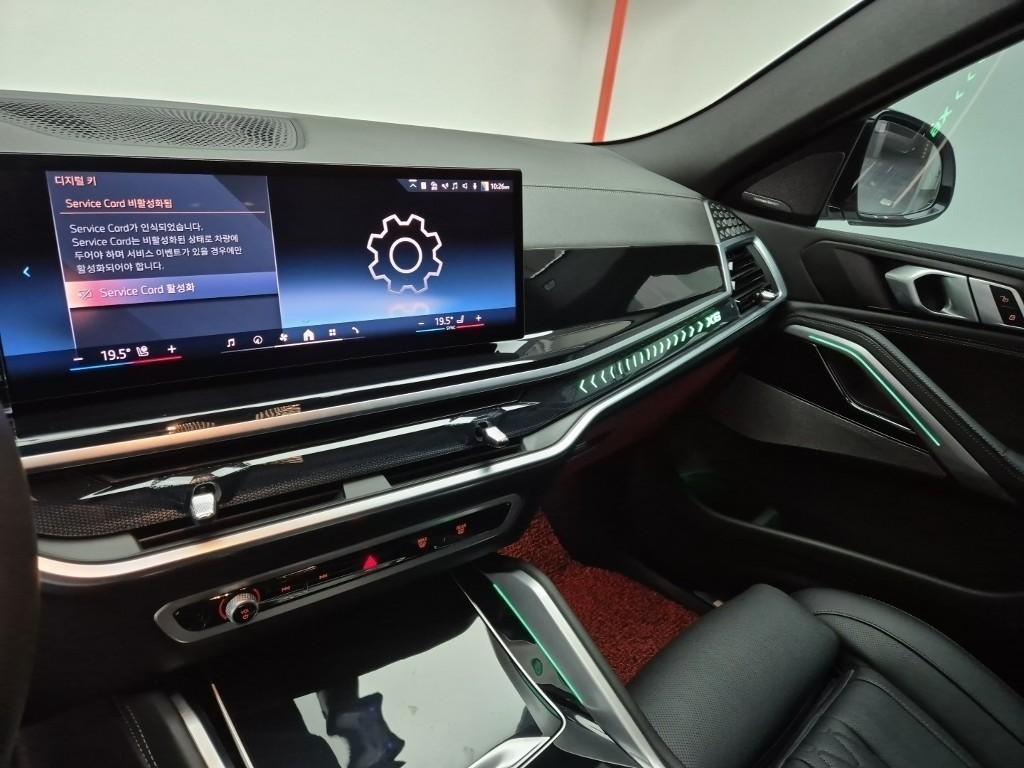 BMW X6 - Vista 8