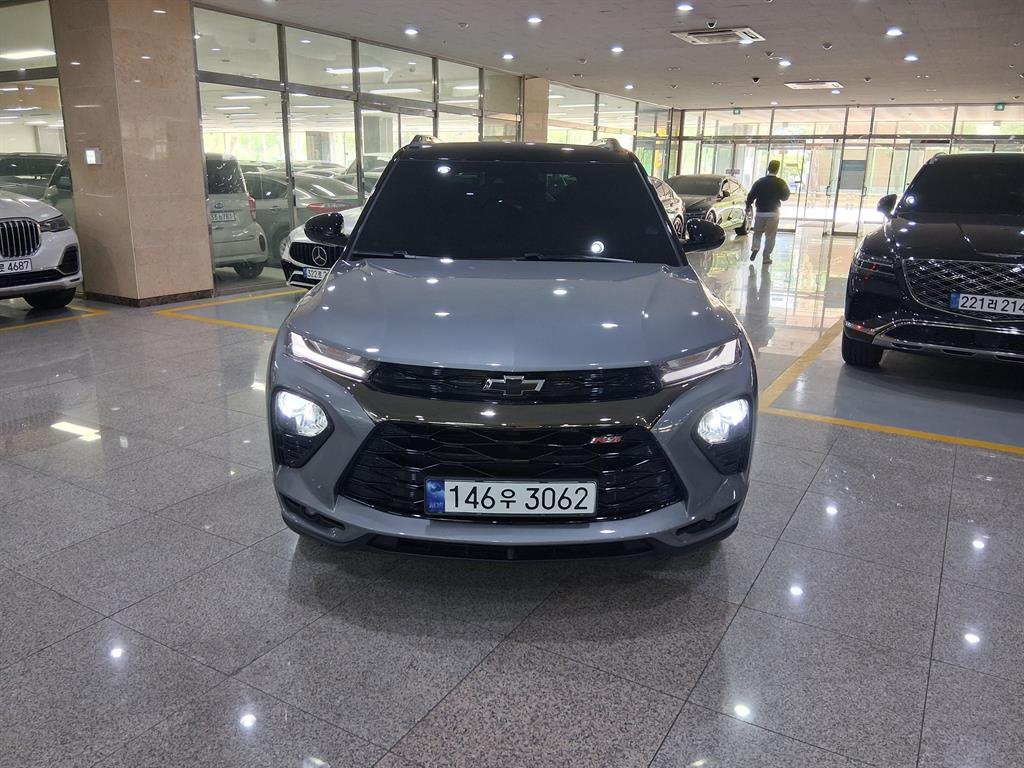 Chevrolet Trail Blazer 2023 Gris - Importación desde Corea - HF Imports Iquique - Foto 1
