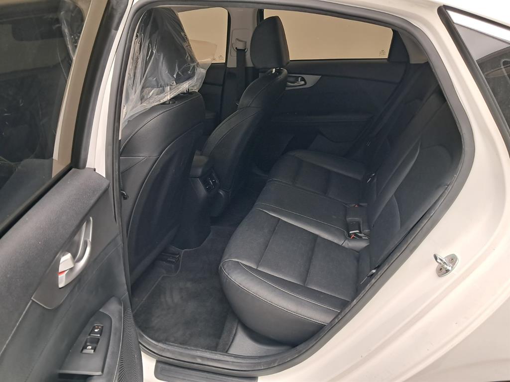 KIA K3 2019 Blanco - Importación desde Corea - HF Imports Iquique - Foto 12