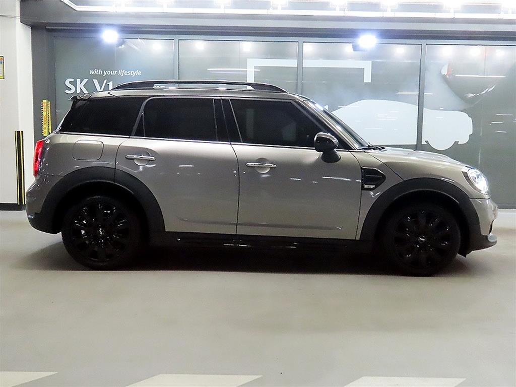 Mini Countryman - Vista 3