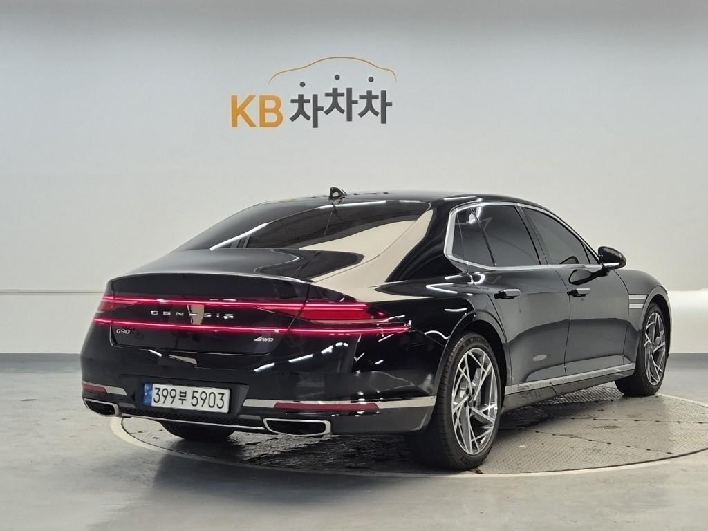 Genesis G90 - Vista 4